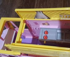This toy is the Mattel Barbie Lemonade Truck