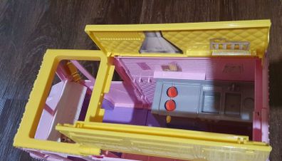 This toy is the Mattel Barbie Lemonade Truck