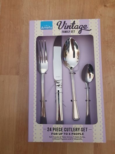 24 piece 6 person Cutlery Set RRP 45Eur high end restaurant quality AMEFA Florida Bead