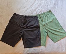 Uniqlo shorts (new - 20eur each)