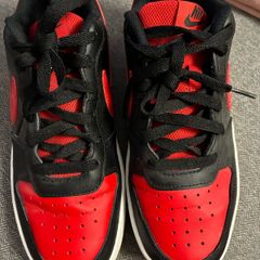 nike runners black and red