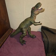 Large T-Rex Dinosaur