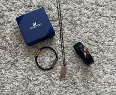 Swarovski set
