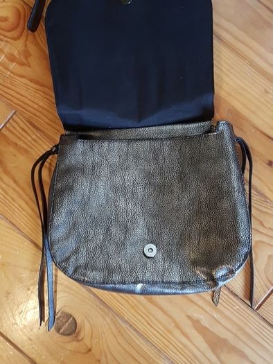 BNWOT Crossover NEXT Handbag
