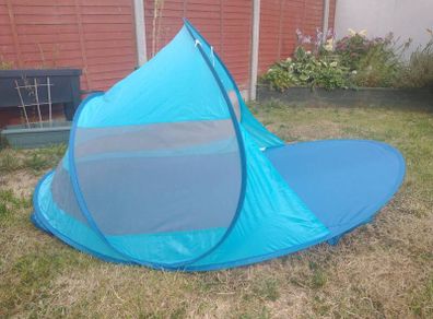 Pop Up Beach Shelter