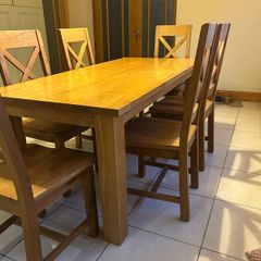 Solid oak dining table with 6 chairs