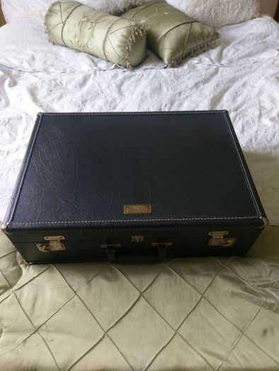 Getzen triple trumpet case