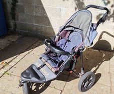 Out and About single buggy