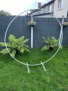 flower arch / ring