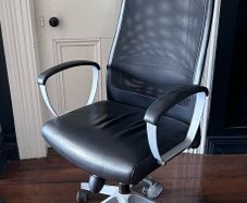 IKEA MARKUS Office Chair Black Leather