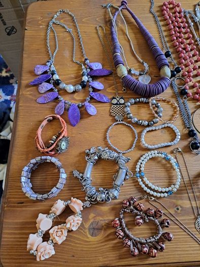 Large Costume Jewellery Bundle 65+ Pieces
