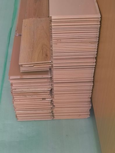 Laminate  Flooring