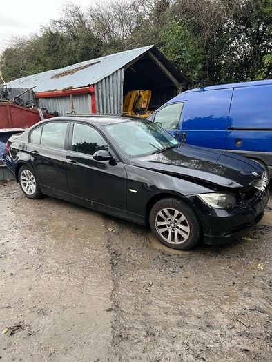 Breaking bmw e90 n45 sapphire met 475