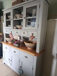 solid kitchen dressers delivery arranged