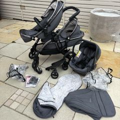 Egg2 Travel System