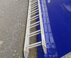 Roof ladder