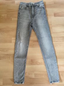jeans - never worn