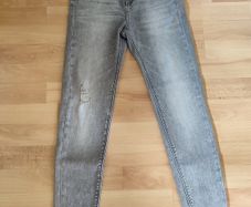jeans - never worn