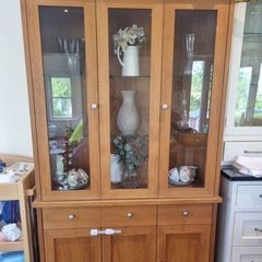 solid wood display unit