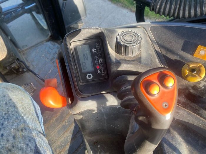 New holland 8360
