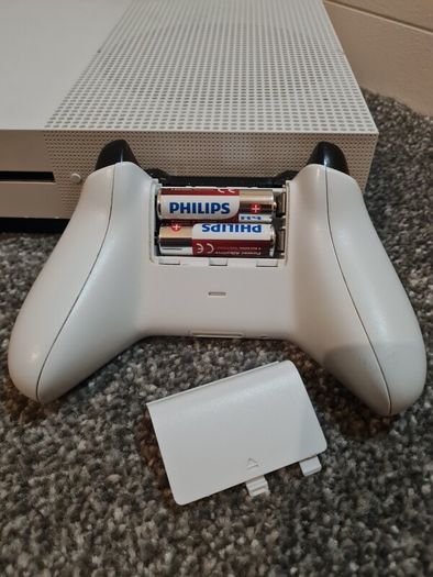 Xbox One S 500GB, Fully Working, Serviced & Factory Reset.