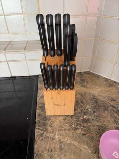 set of knives