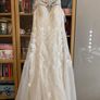 Wedding dress Image 3
