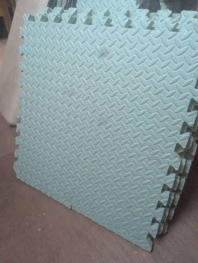 Foam Interlocking Mats for playroom/nursery - 48 pieces.