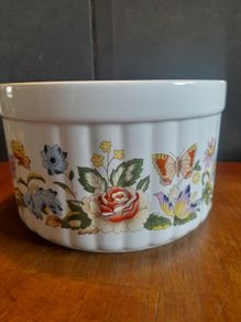 Aynsley Oven to Table 7&1/2" Diameter