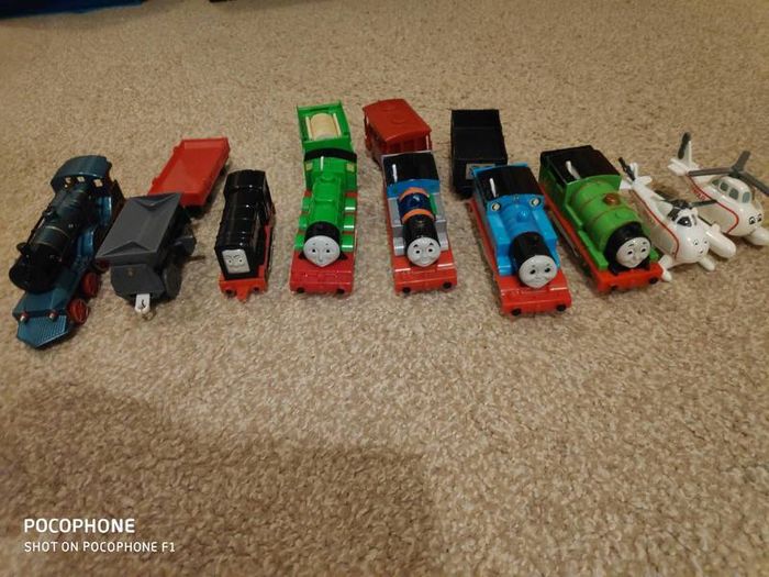 Thomas and friends battery powered big set
