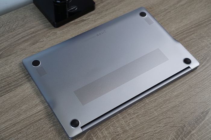 New Samsung Galaxy Book4 Edge 15.6" Copilot+ PC | Snapdragon X Plus | 16GB RAM | 256GB SSD