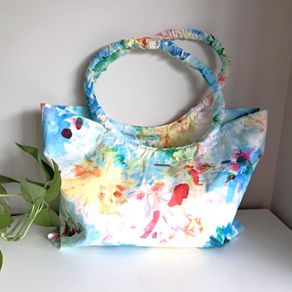 PRICE DROP ...  Frank Walder, Soft Fabric, Shoulder Bag