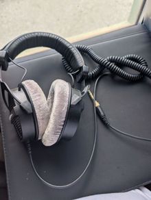 Beyerdynamic DT 990 Pro Monitoring Headphones