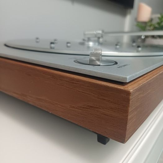 Hifi Gold Bang and olufsen Beogram 1202 Fully Automatic Fully serviced Turntable with New original SP14 Cartridge and Stylus fully professionally serviced