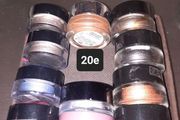 Cream eye shadows
