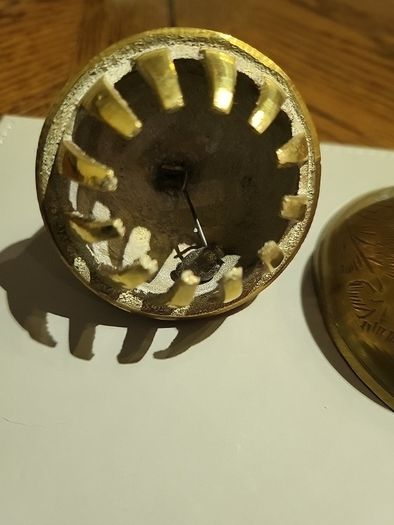 Prayer bell claw type