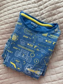 pyjamas M&S 8-9