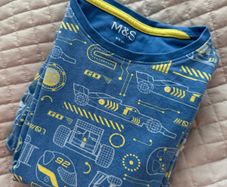 pyjamas M&S 8-9