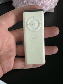 Apple Remote vintage