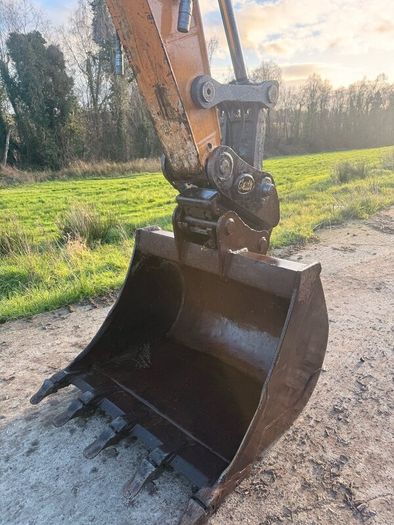 Case 130D digger
