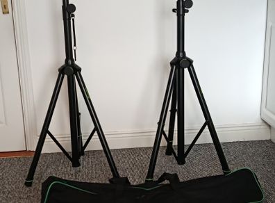 dj speaker stands
