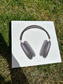 AirPods Max