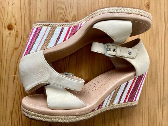 Ugg Atasha striped wedge heeled cream leather sandals