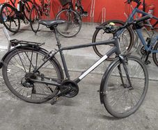 Giant Escape 3 Hybrid Commuter Bike, Medium 2019 with New Brake Pads