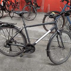 Giant Escape 3 Hybrid Commuter Bike, Medium 2019 with New Brake Pads