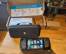 Steam Deck 256GB LCD Valve Certified Unused Mint Boxed  Case