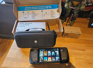 Steam Deck 256GB LCD Valve Certified Unused Mint Boxed  Case