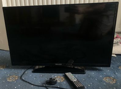 Walker 32 inch TV