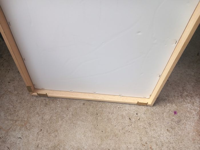 EZ Living mirror, great condition. D18