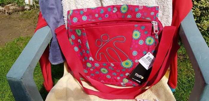 Brand New Totto Shoulder Bags